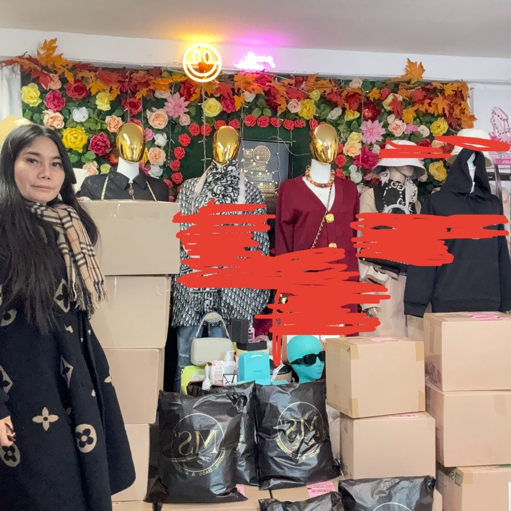 Great 👍 Deal for ur LUXURIOUS OOTD ! COME AnD JOIN ME 📍We’re LIVE📍